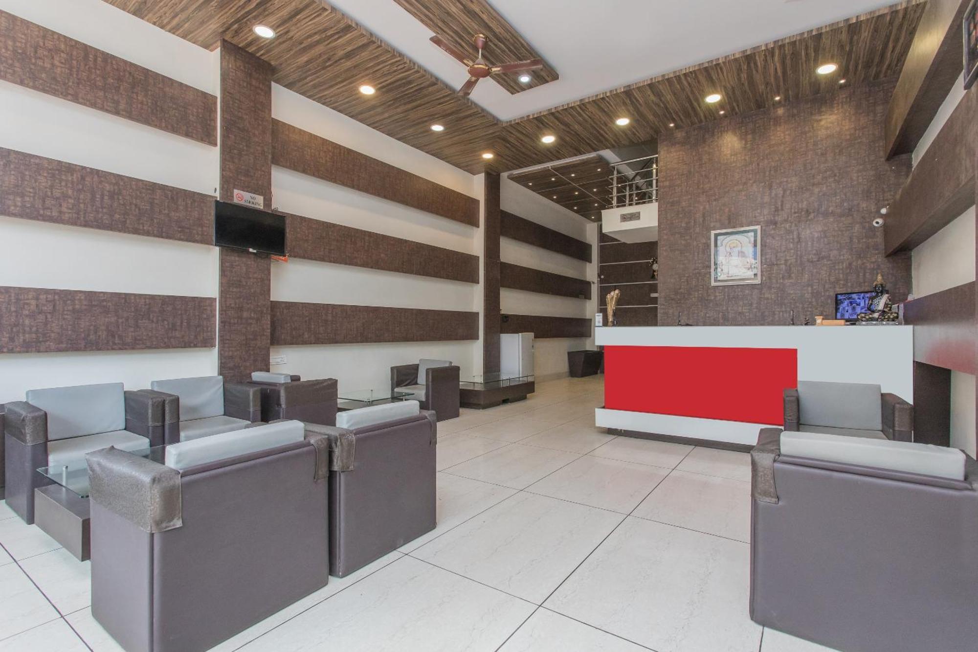 Hotel Mehar Residency Индаур Экстерьер фото