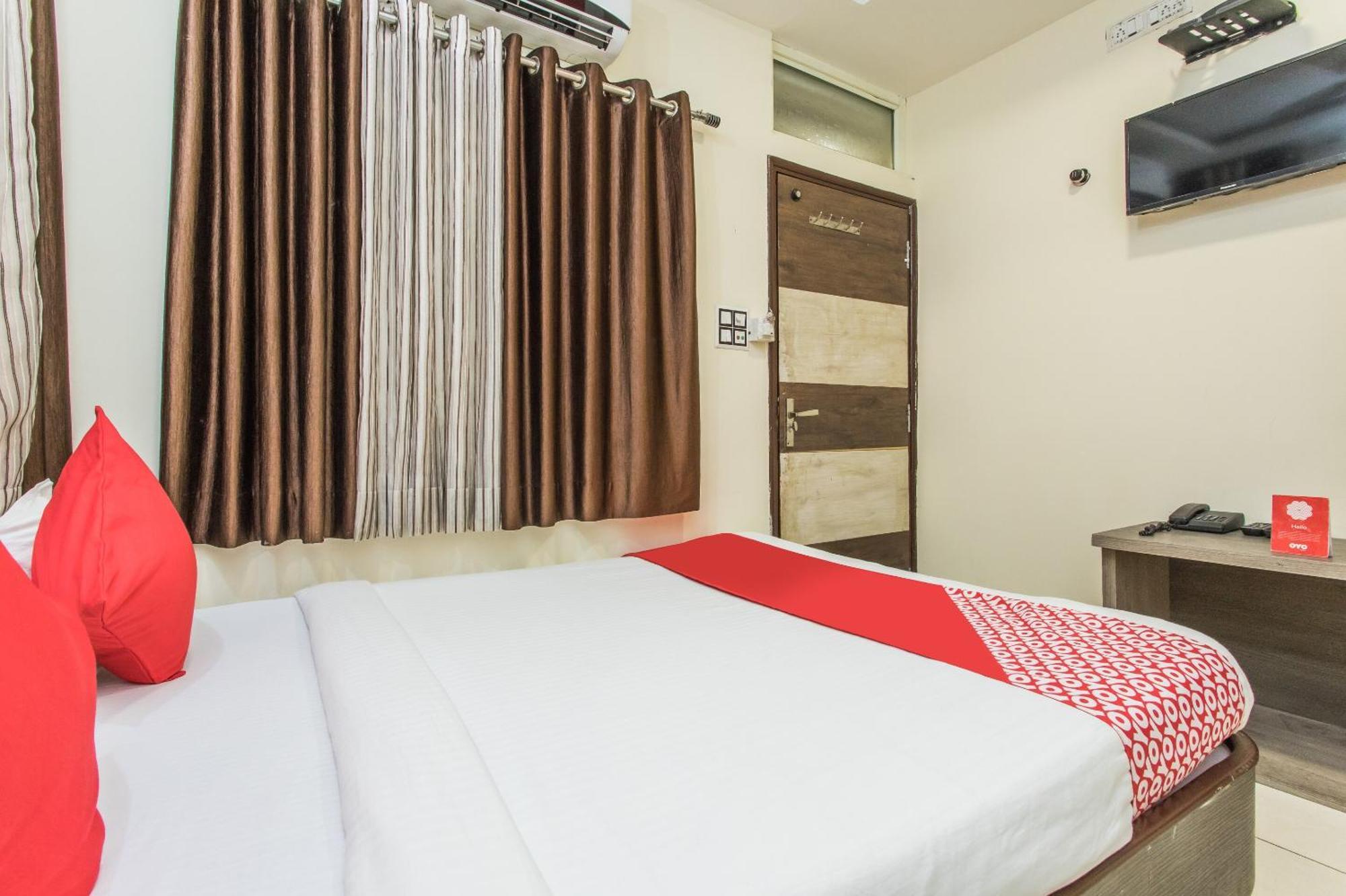 Hotel Mehar Residency Индаур Экстерьер фото